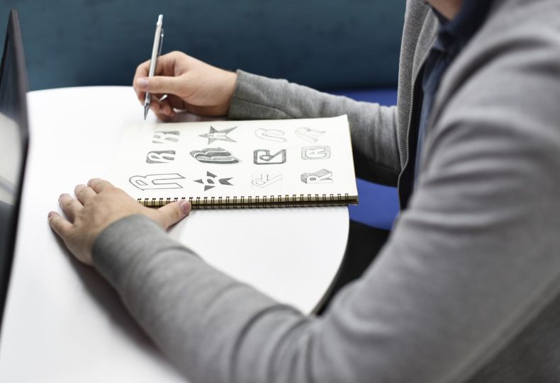 选择适合的岳阳进销存家纺平台，破解家纺行业管理难题